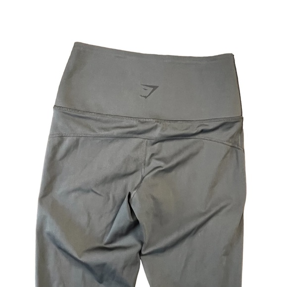 3/$30 🍂 Gymshark Fusion Grey Leggings - Picture 4 of 8